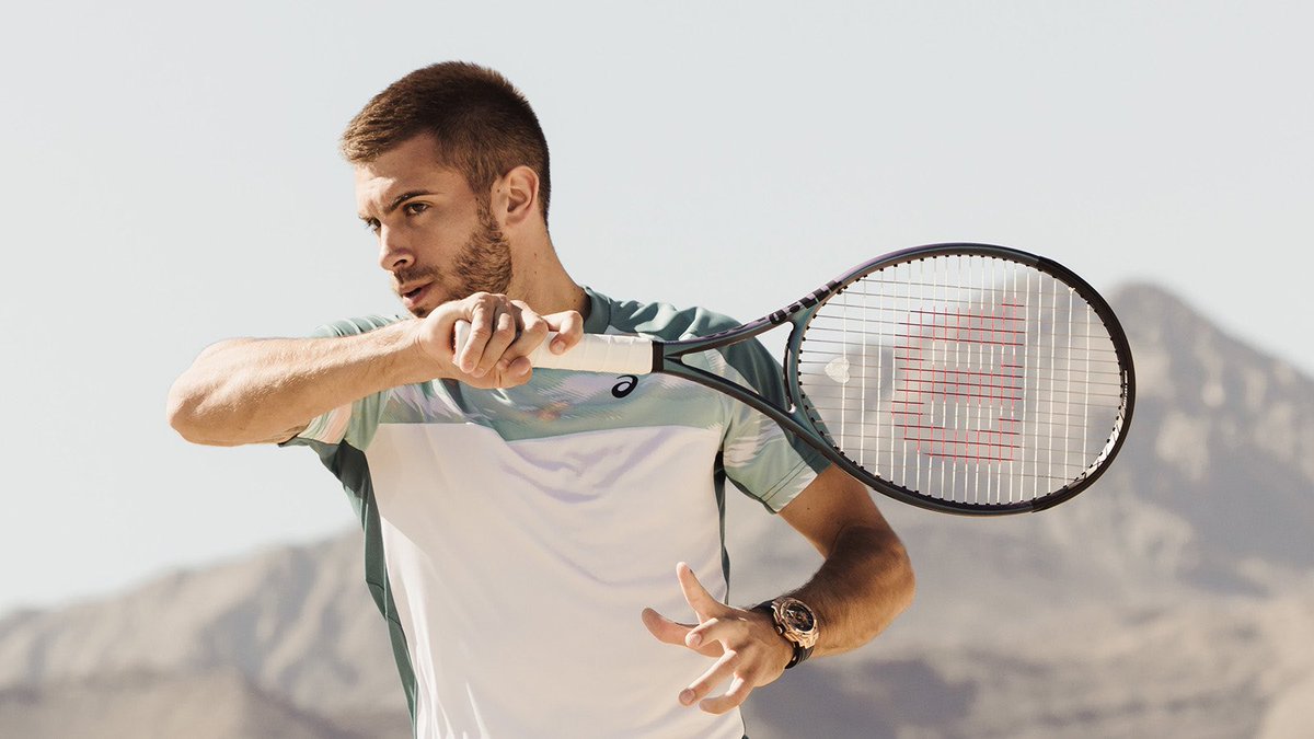 WilsonTenisEsp's tweet photo. “Para mí la potencia es técnica pura y también una raqueta que te ayude” - @borna_coric
#Ultrav4 #RuthlessBeauty
➡️ https://t.co/TxGdF2HVeK https://t.co/AvLk4wun5r