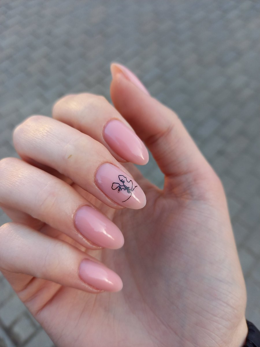 tracymay1609's tweet photo. Нюдовый маникюр это любовь❤️ https://t.co/rTuTJ4fDNg