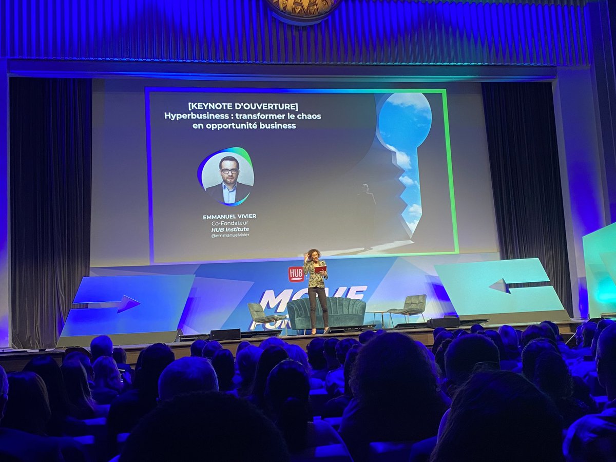 guitouni_ilham's tweet photo. Et bien voilà le jour j ! La grande rencontre digital au sein de la maison de mutualité à Paris @HUBInstitute ! On commence par l'introduction pertinente de Monsieur @emmanuelvivier 

@VincentMontet 
@ArnaultChatel 
@MBADMB 
@vincent_ducrey #move_forward #transfomationNumérique https://t.co/gC0wQDWA3g