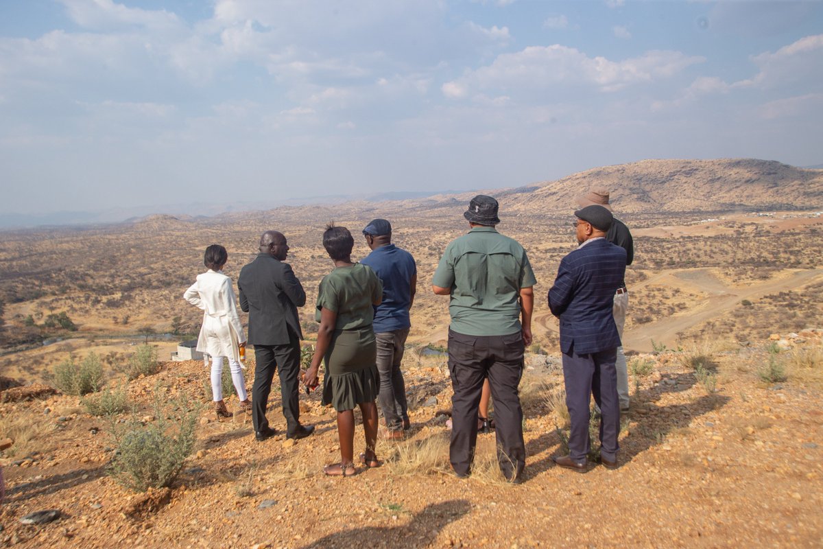 OngosV's tweet photo. Many thanks to the Mariental Town council for paying a visit to our site. The Ongos Valley construction site is constantly advancing and we are so glad we got the chance to share our vision with you. Till next time!
#ongosvalley #sitevisite #progressonsite #realestate #property https://t.co/mOajJ2OqOo