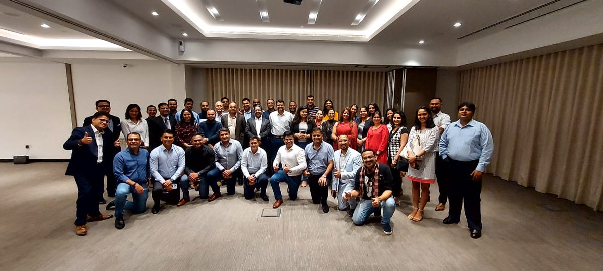 ashishgakrey's tweet photo. With Dubai @hr_shapers Dubai Shapers Get Together #DubaiHRShapers #DubaiHRShapersGetTogather #UAEHRShapers #DubaiHRConclave #AshishGakrey #AshishGakreyHRShapers #HRShapers2022 #HRShapers8Years #HRShaperGetTogether2022 #HRShapersConclave #HRShapersDubai #UAEHR #HR #DubaiHR #Dubai https://t.co/40t7p9Jvl5