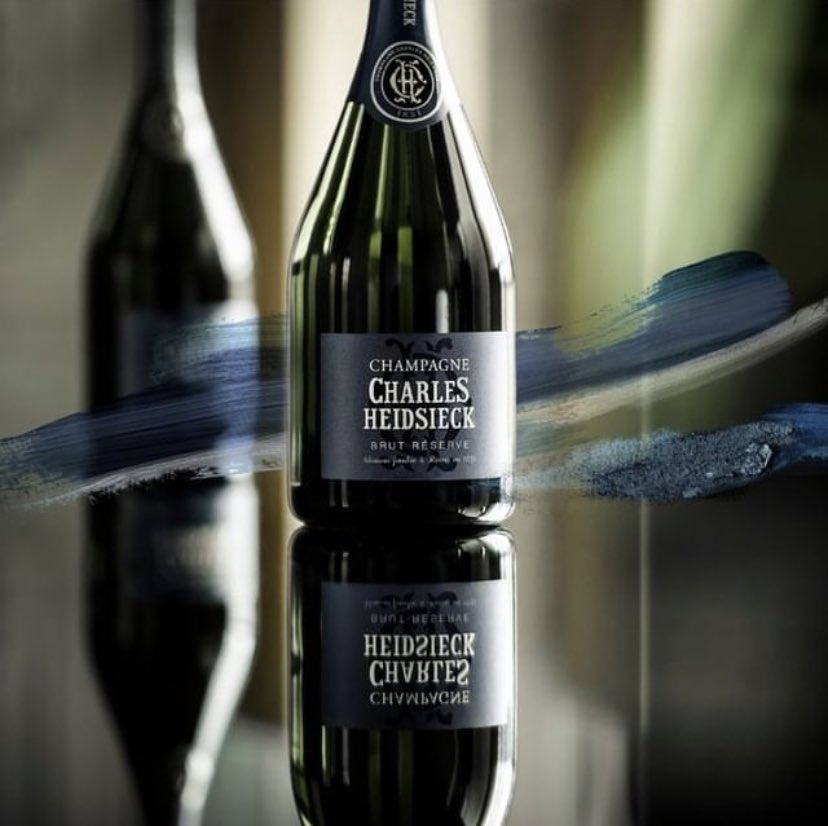 Experience the exquisite Champagnes of Charles Heidsieck as they should be, with great company & delicious food. This Thursday in #ELYWINEBAR for a wine dinner to celebrate the very best of champagnes, matching their full range of styles & vintages. BOOK tinyurl.com/cxdjeeuh