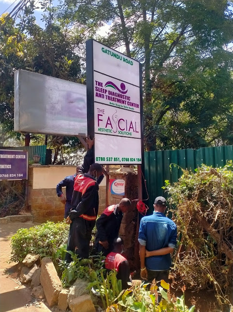 RefmacSigns's tweet image. Signage Kenya
#signs #signboard #signboardmaker #signmaker #channelletters #ledsignboard #acrylicletters #signage #sign #signagesolutions #signshop #signmakers #signmanufacturers #signagemaker #LedChannelletter #Ledlettersign
FOR MORE CONTACT +254 722 303 354
