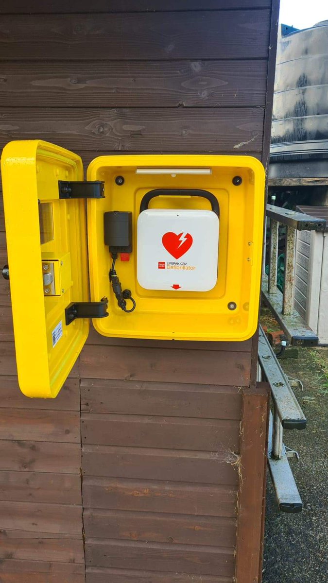 Big Thanks to Rammyrestartaheart for supplying and installing a defibrillator <a href="/MHRiding/">Margaret Haes Riding Centre</a>. This can be accessed 24/7 for any emergencies on Holcombe Hill. Let's hope we never need it! <a href="/NWAmbulance/">North West Ambulance Service</a> <a href="/HolcombeMoor/">Holcombe Heritage</a> <a href="/BRScouts/">Bury and Ramsbottom Scout District</a> <a href="/BuryCouncil/">Bury Council</a>