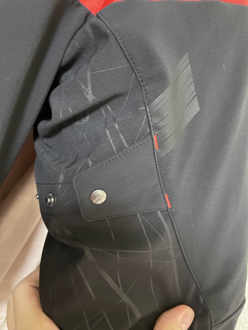 ガルジャケットなんでこんなに凝ってるの…この上にフラッグシップの奴もあるのに 