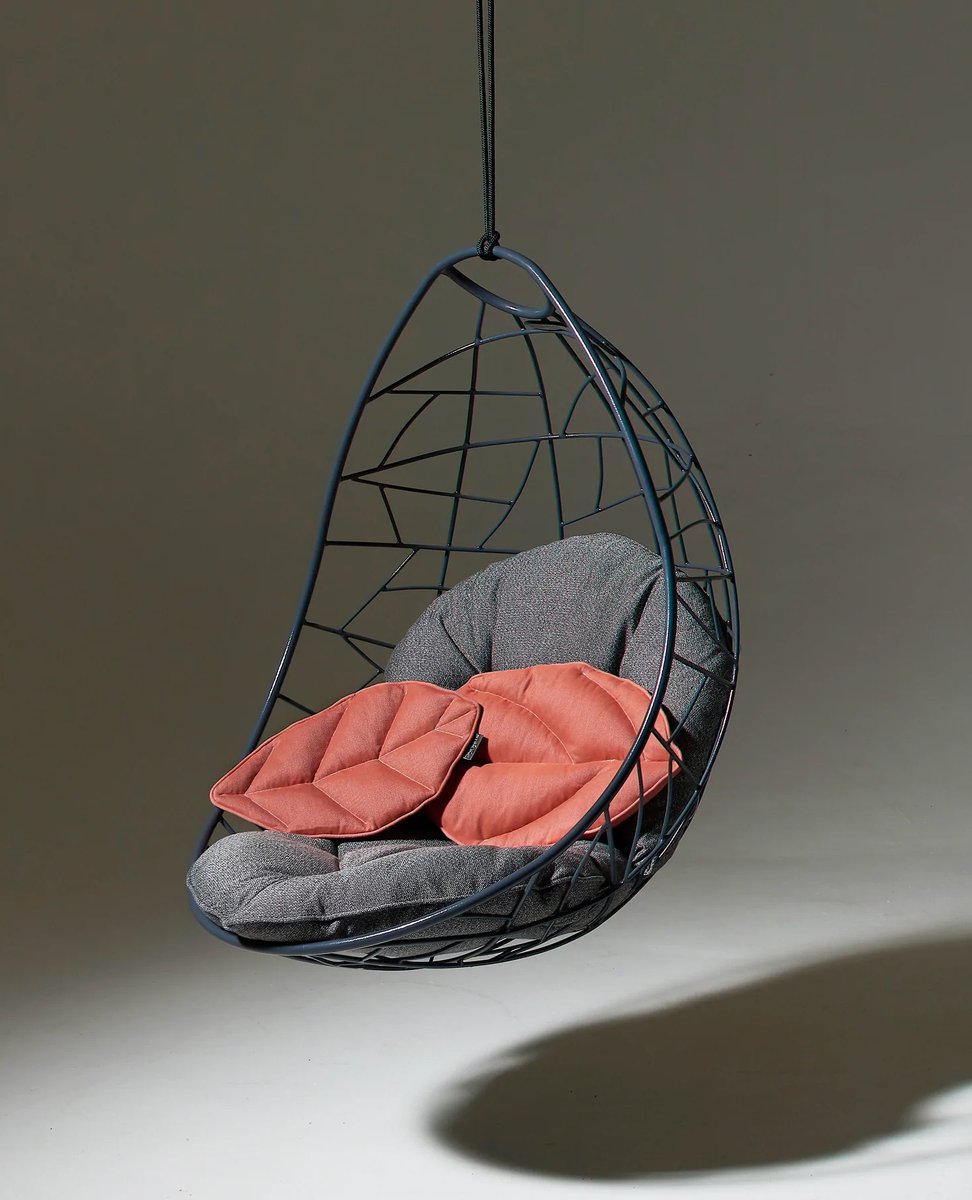 PlainTiger_co's tweet photo. Plain Tiger Spotlight: Studio Stirling⁠ 🇿🇦 
Recognized globally for their luxury, handmade style.
Beautiful hanging swing seats, hammocks &amp; lounges are the passion of Studio Stirling.

Discover their story 💫 https://t.co/muGK2iBzWd
https://t.co/BkcUR0Mby3 https://t.co/PyJX1HxFlH