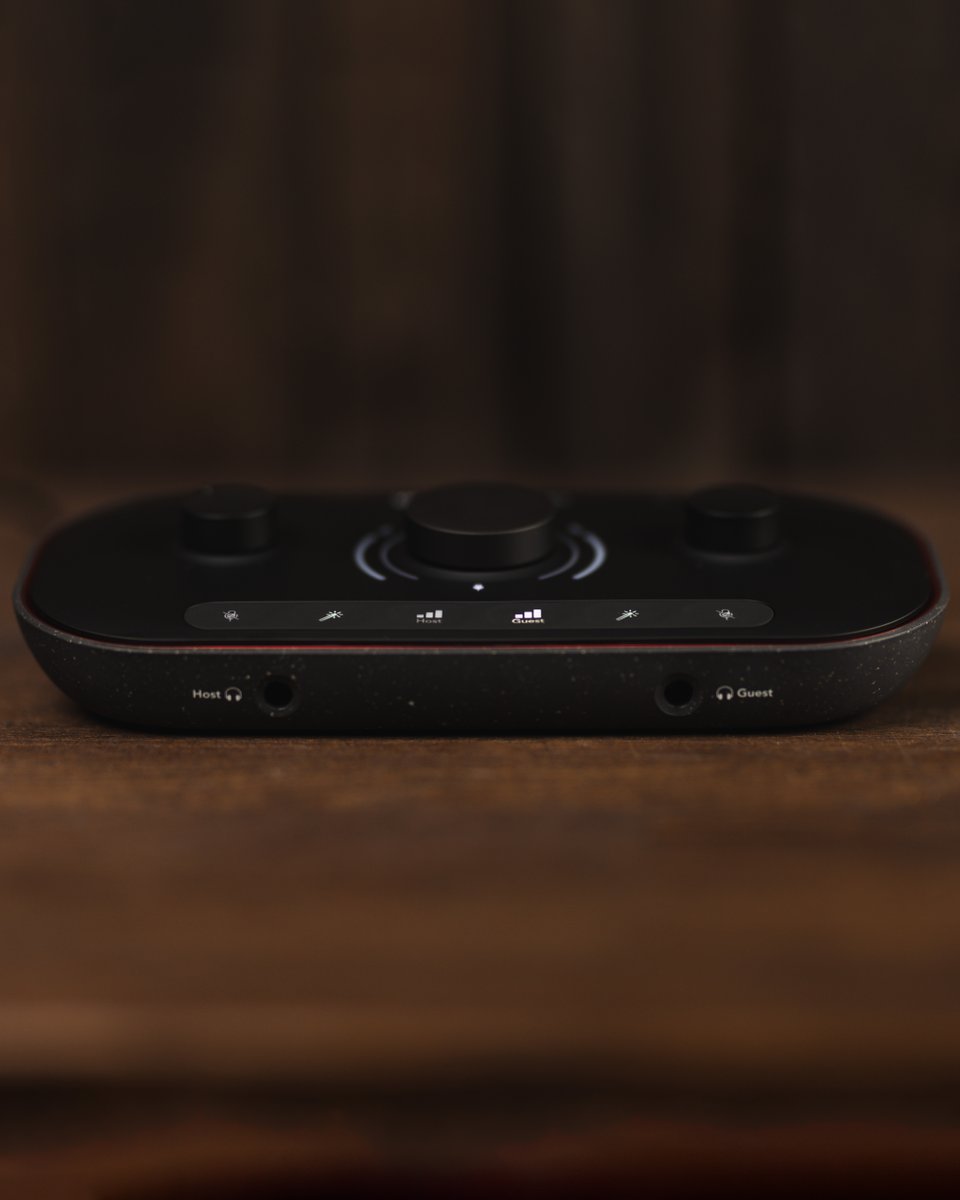 DLXstockholm's tweet photo. Vi har fått in Focusrites nya ljudkort Vocaster One och Two!🙌
Finns inne i butiken nu!
Välkommen in!🥁🎸🎹
För mer information och köp online:
https://t.co/rpChsPMixp
#podcasts #notroubles #easyrecording #phantompower #DLXmusic https://t.co/PlbIGm48tW