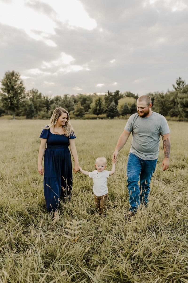 maadelinep's tweet photo. i have the most beautiful family in the world 🤍 https://t.co/f2y53ZJrhj
