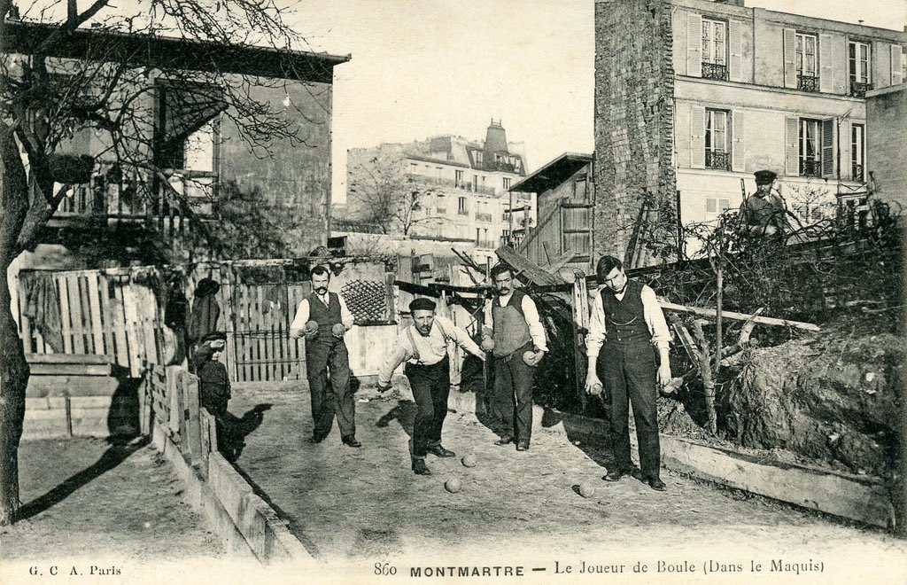 #guidesconferenciers ce bel espace montmartrois de jeu de boules que nos touristes nous envient tant ne pas peut pas disparaître !!! 😡#patrimoine #Paris <a href="/Anne_Hidalgo/">Anne Hidalgo</a> <a href="/EricLejoindre/">Eric Lejoindre</a>