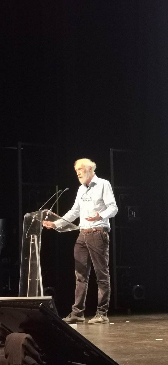 flebourhisupsti's tweet photo. Alain Connes, Médaille Field, nous parle du parcours d'un mathématicien avec passion. Géométrie non commutative.
#MedailleField #FrenchSTEM https://t.co/Pb0t7dypi3