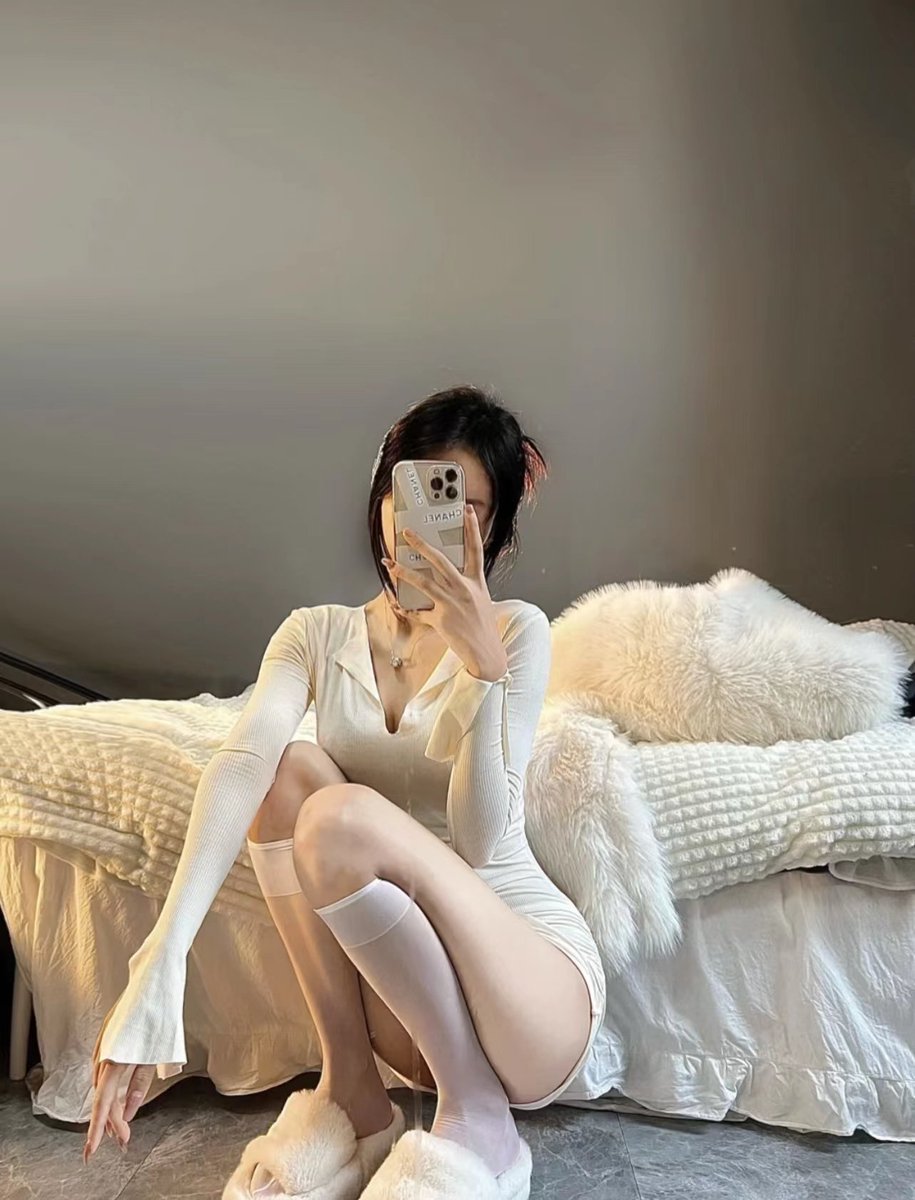 자기야， 난 너의 모든 욕망을 만족시킬 거야，너도 심심하면 나 찾아와， 뭐든지 얘기해도 돼요.카톡 :  01072785397