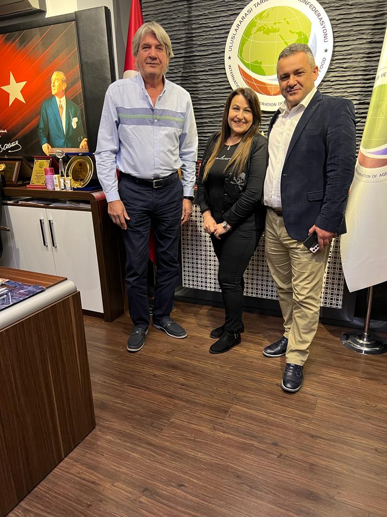 Hakan Yüksel tweet media