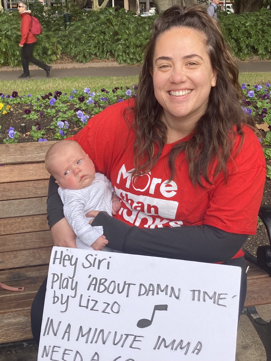 Anncaro1 🙄🤣 tweet media