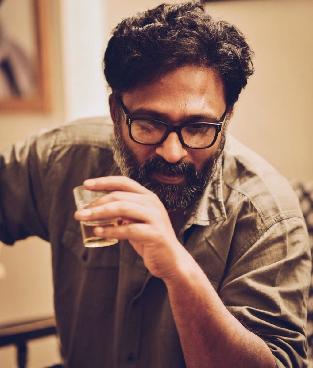 EniyanNS's tweet photo. One of the gems of Tamil cinema! 💖
#DirectorRam 
#Ram
#HappyBirthdayRam https://t.co/PjDminCK95