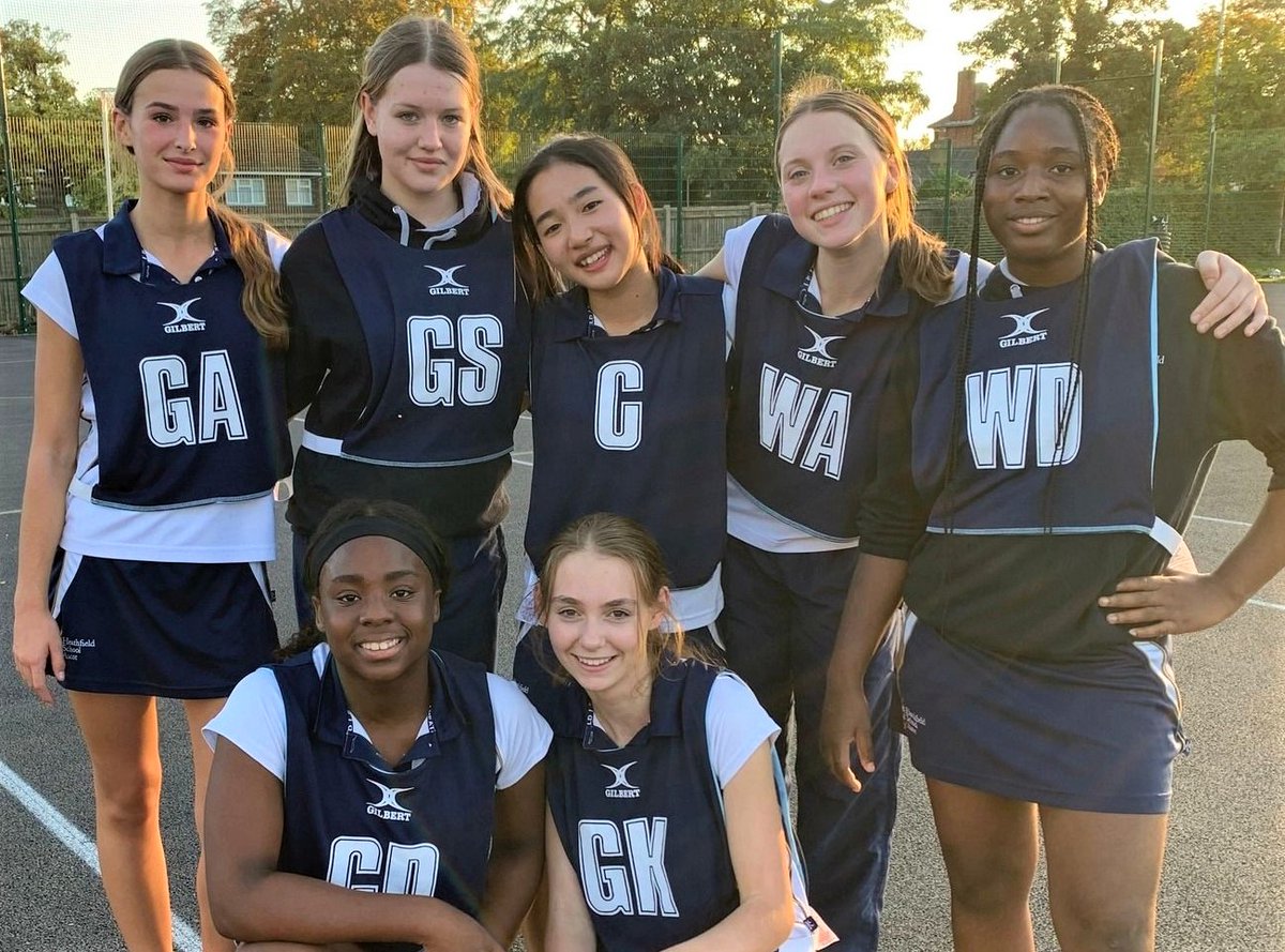 HeathfieldAscot's tweet photo. Congratulations to the U15A Netball team winning 14 - 9 v Queen Anne's Caversham. Well done to players of the match Annabel and Kokoro
#HFSport #HFNetball https://t.co/ftrEMhjxei