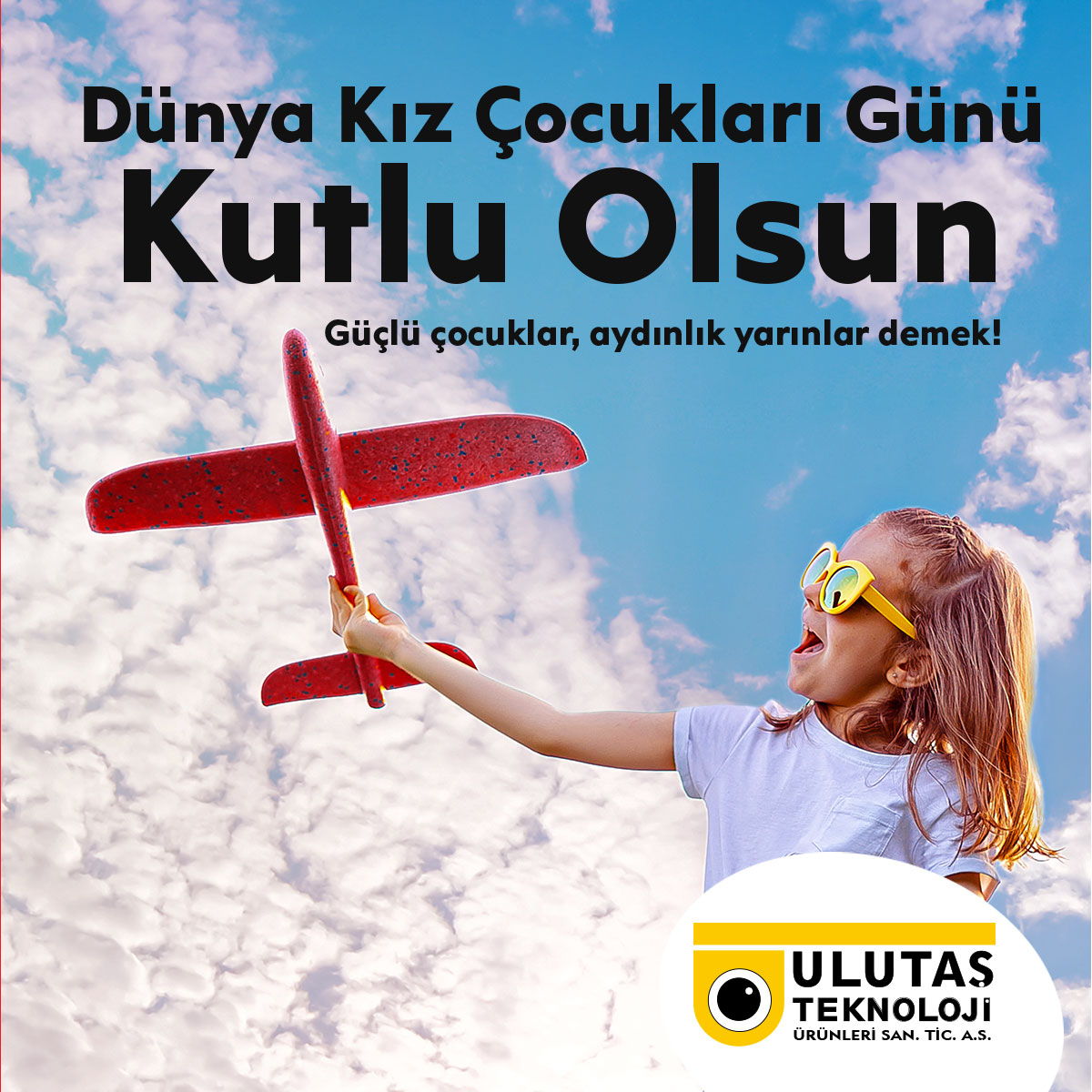 Eğitim olanaklarından ayrım görmeden eşitçe faydalanmak ve hayata katılmak tüm kız çocuklarının hakkıdır. 👧🏻

#DünyaKızÇocuklarıGünü kutlu olsun!

#UlutaşTeknoloji