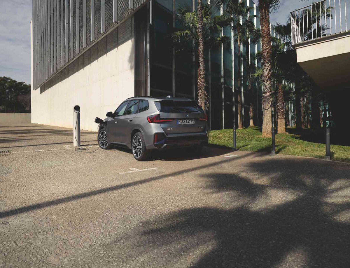 BMWEspana's tweet photo. Exterior deportivo Interior electrizante
🤝
BMW X1 Híbrido Enchufable
⚡️https://t.co/Sks0dxnT74⚡️
#TheX1 #ElectrifYou https://t.co/pJKl2j6vFh