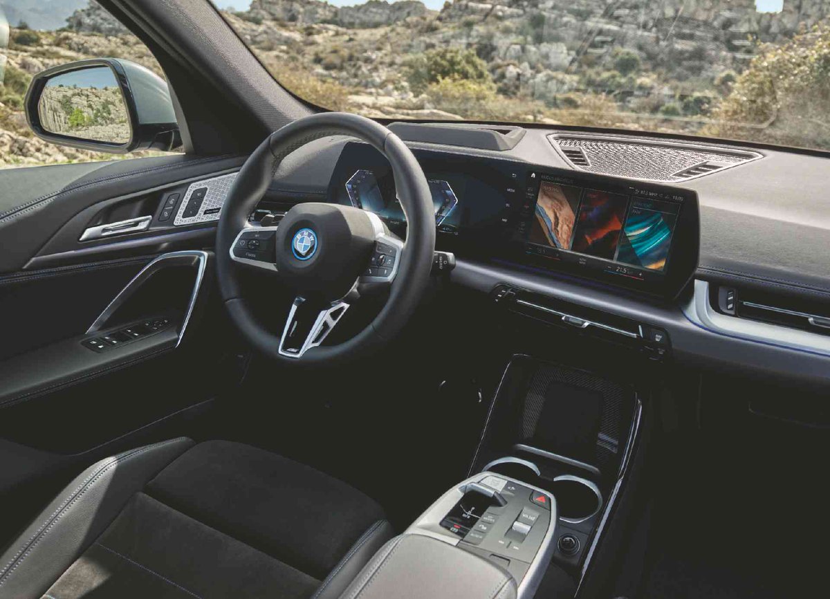 BMWEspana's tweet photo. Exterior deportivo Interior electrizante
🤝
BMW X1 Híbrido Enchufable
⚡️https://t.co/Sks0dxnT74⚡️
#TheX1 #ElectrifYou https://t.co/pJKl2j6vFh