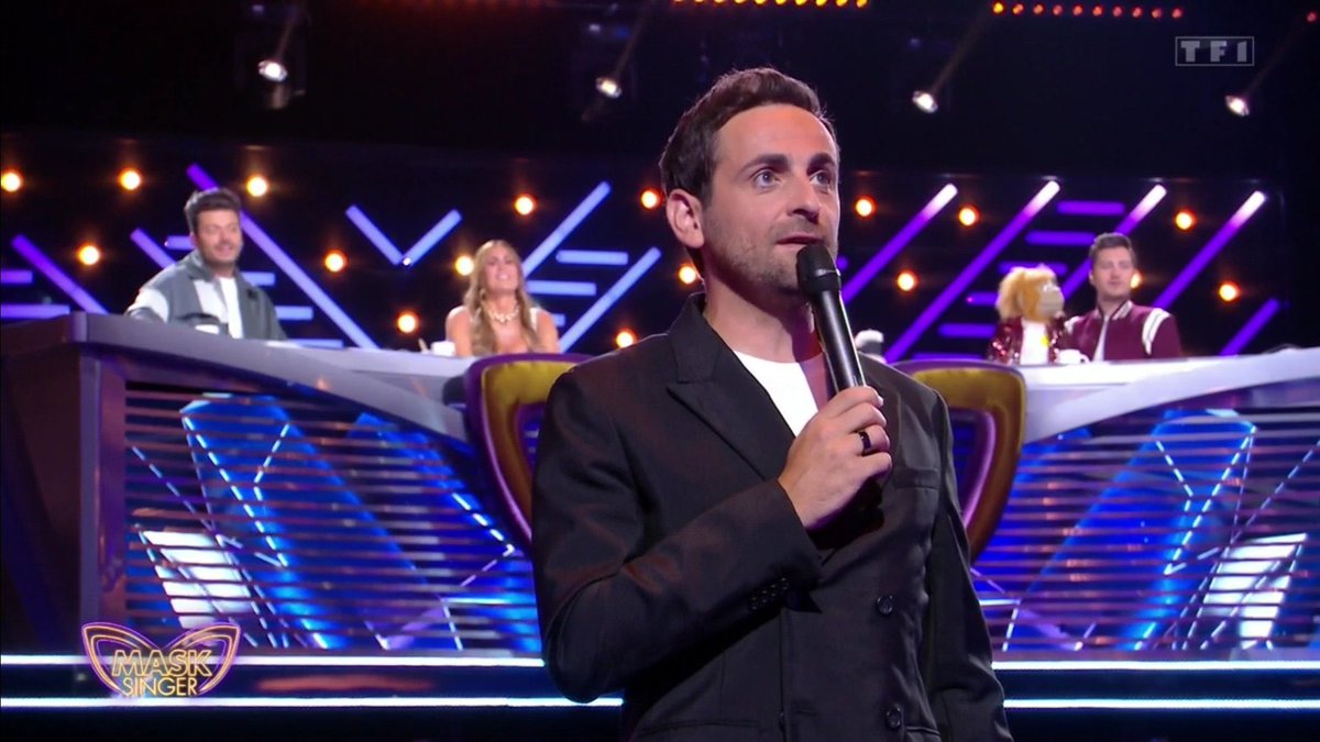 camcombal_goat's tweet photo. #MaskSinger FINALE 🔥

Quelle saison : un nouveau jury vraiment cool et drôle #ChantalSinger, des persos talentueux et motivés et notre @CamilleCombal magistral, solaire, quel roi 👑 

Quoi de mieux pour un mardi cocooning qu’une petite enquête? RDV ce soir 21:10 @TF1 🕵🏻‍♂️⚡️🧑‍🎤 https://t.co/ZP7YpHVN4d
