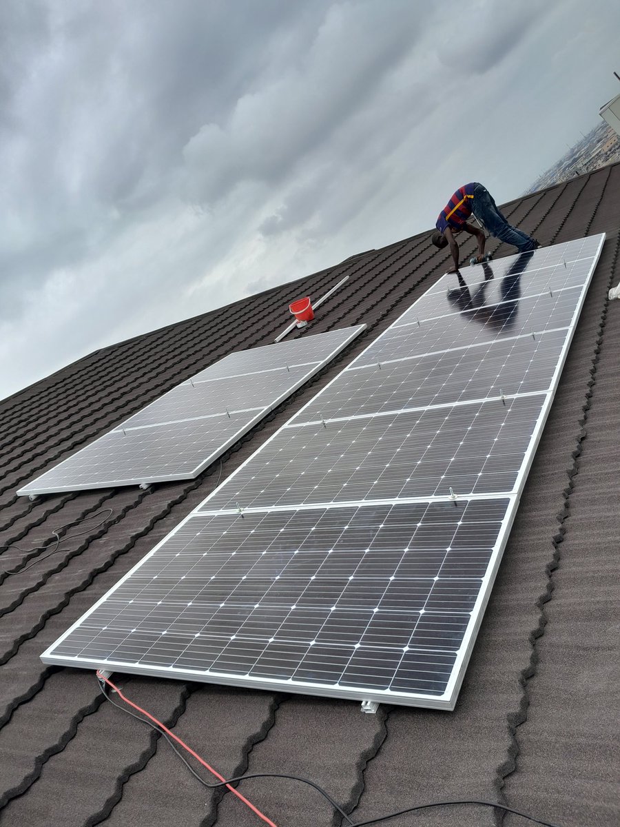 Mayor_Jesu1's tweet image. Your health is your wealth.
Why would you go to work when your #Energysource has negative effects on your health and makes it difficult for you to be #productive?

Contact @MADECORESS for more enquires on how to switch to a #SustainableSource

#EnergyIndependence 
#TuesdayVibe