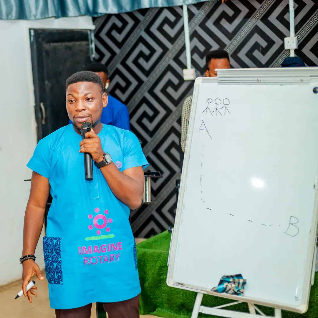 raczone2oyo's tweet photo. DAY 1 FACILITATORS 

Seasoned Speakers

#theelevationjourney 
#scaleup 
#raczonek https://t.co/XjE3IjqvQx