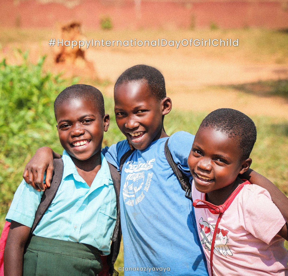 TanakaZiyavaya's tweet photo. Its now the 10th anniversary🎉 of the #InternationalDayOfTheGirlChild  which is  observed on October 11 to raise awareness about the importance and potential girls 👧hold as the future💡 of our society.

#DayoftheGirl

#ForEveryChild, Happiness 💙😊 https://t.co/5xIX5BoA0n