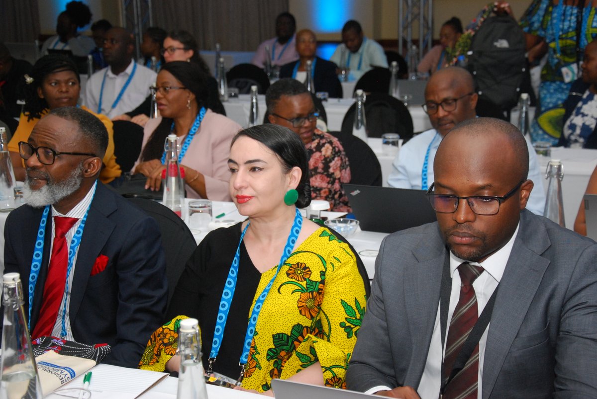 RumbieZinyuke's tweet photo. Day1 Regional SRHR Symposium in Vic Falls #2gether4SRHR
#SDGS
#SRHRSymposium22
@AfriYANESA
@EACpamoja4SRHR
@UNZimbabwe
@UNAIDS_ESA
@UNICEFZimbabwe
@UNICEFAfrica
@UNFPA_Zimbabwe
@UNFPAESARO
@WHOAFRO
@WHO_Zimbabwe
@ZnypZambian @MiriraiNsingo @HeraldZimbabwe @healthtimeszim https://t.co/kZ0ybNBDo5