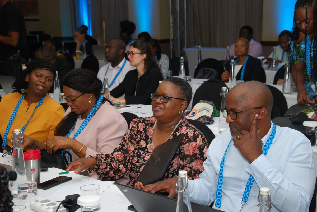 RumbieZinyuke's tweet photo. Day1 Regional SRHR Symposium in Vic Falls #2gether4SRHR
#SDGS
#SRHRSymposium22
@AfriYANESA
@EACpamoja4SRHR
@UNZimbabwe
@UNAIDS_ESA
@UNICEFZimbabwe
@UNICEFAfrica
@UNFPA_Zimbabwe
@UNFPAESARO
@WHOAFRO
@WHO_Zimbabwe
@ZnypZambian @MiriraiNsingo @HeraldZimbabwe @healthtimeszim https://t.co/kZ0ybNBDo5