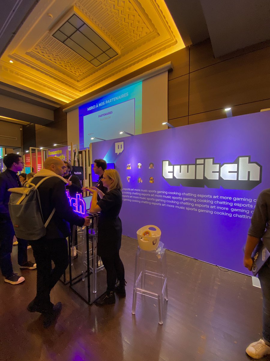 Merci à l’équipe de <a href="/TwitchFR/">Twitch FR</a> pour ces échanges autour du digital au #HUBFORUM #twitch