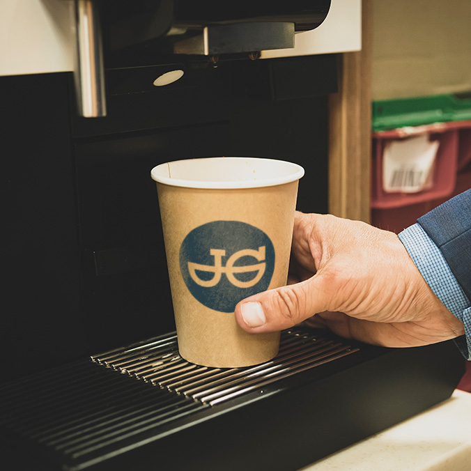 It’s always our turn to make the teas and coffees! ☕
That’s because John Guest produces the innovative push-fit solutions that play a key role in beverage vending machines. Our products have superior flow characteristics and can be connected without tools
bit.ly/3SFxAtT