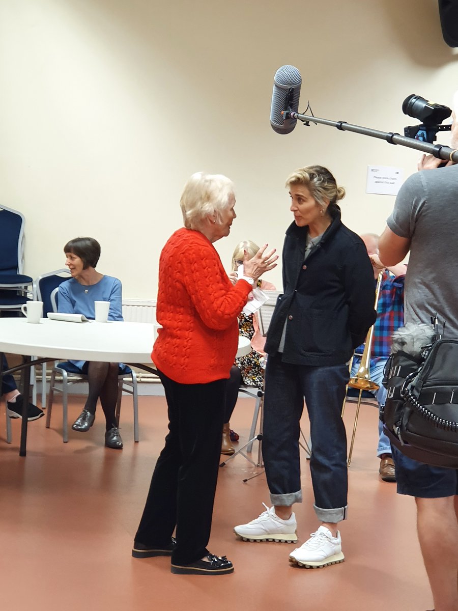 educatestock's tweet photo. We are so excited to announce that EDUCATE Stockport will be featured on Episode 2 of #OurDementiaChoirSingsAgain with @Vicky_McClure &amp; our intergenerational choir with Stockport School! 🎤Tune in Mon 17th Oct 9pm BBC1 @OurDemChoir @Stockport_Sch @PennineCareNHS @MusicforDemUK https://t.co/yToTJiFA3L