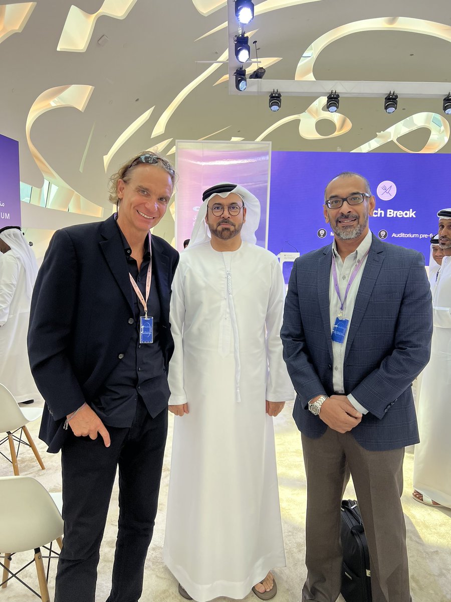 I also had the honor to shortly speak with H.E Mohammed Al Gergawi Minister of Cabinet Affairs, UAE  at the #DubaiFutureForum today about <a href="/UplandMe/">Upland</a>