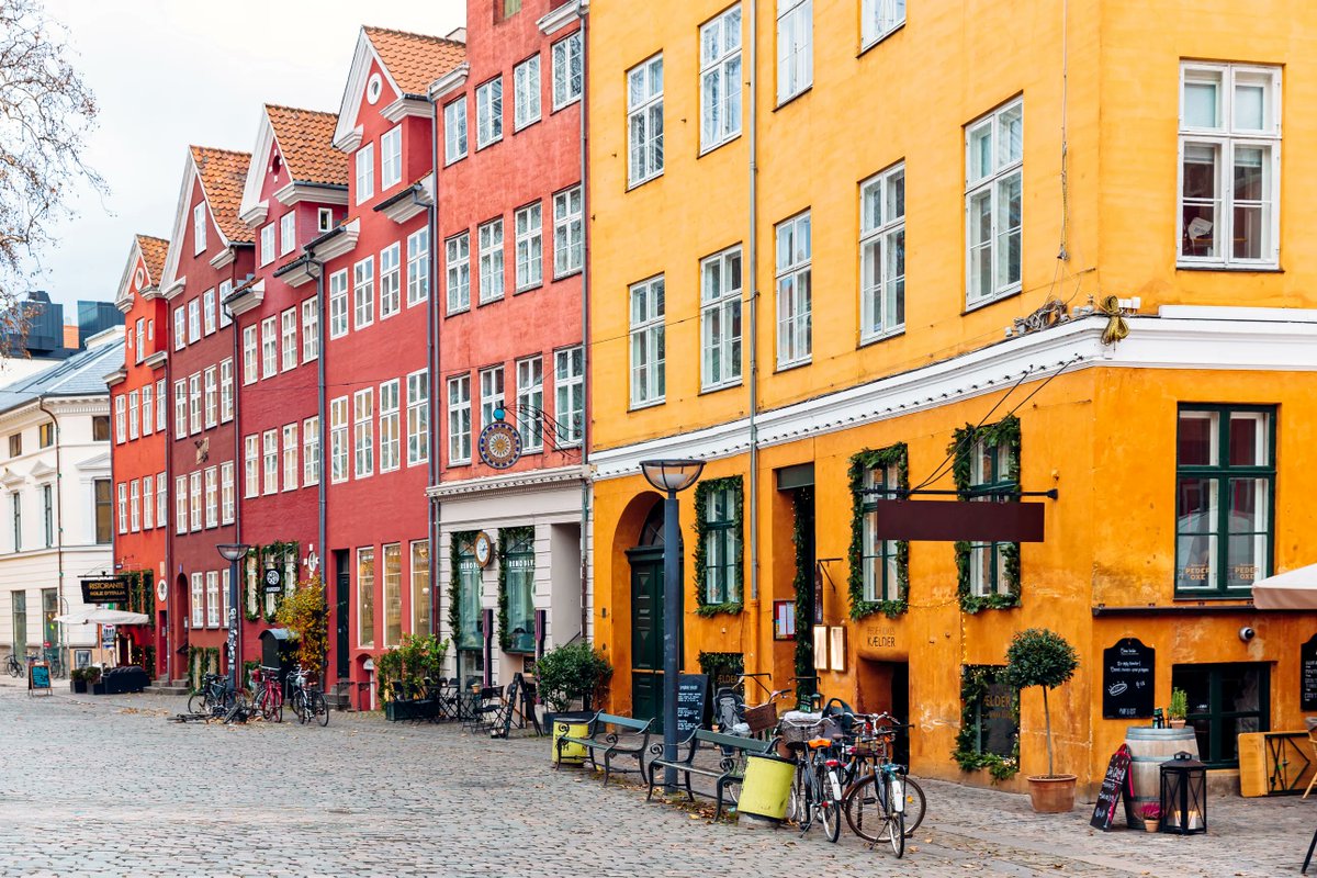 'Dubbed the epicentre of Scandi-cool, #Copenhagen has a lot going for it: cobbled, colour-lined streets, where eateries spill out onto the pavements, just out of the way of the city's myriad cyclists, ...' via @cntraveller 2022 Readers' Choice Awards 🏆 cntraveller.com/gallery/friend…