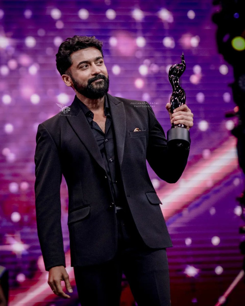 Thalaivar @Suriya_offl 🔥🏅

#FilmfareAwards2022