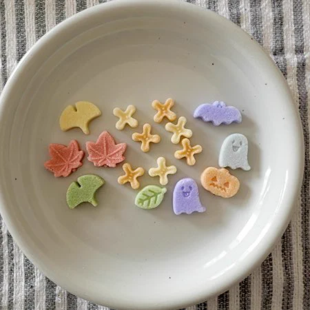 可愛いが止まらない！色形様々な「物語のある砂糖」。