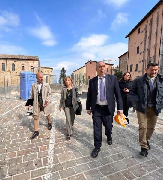 European Investment Bank (@eib) on Twitter photo 🇮🇹🇪🇺Together for a more #ResilientFuture: with <a href="/GruppoCDP/">Cassa Depositi e Prestiti</a>, we are providing further €500m to rebuild and repair private residential and commercial buildings damaged by the earthquakes in the regions of Abruzzo, Lazio, Marche and Umbria in central Italy
➡️bit.ly/3yxxdtO 🇮🇹🇪🇺Together for a more #ResilientFuture: with <a href="/GruppoCDP/">Cassa Depositi e Prestiti</a>, we are providing further €500m to rebuild and repair private residential and commercial buildings damaged by the earthquakes in the regions of Abruzzo, Lazio, Marche and Umbria in central Italy
➡️bit.ly/3yxxdtO