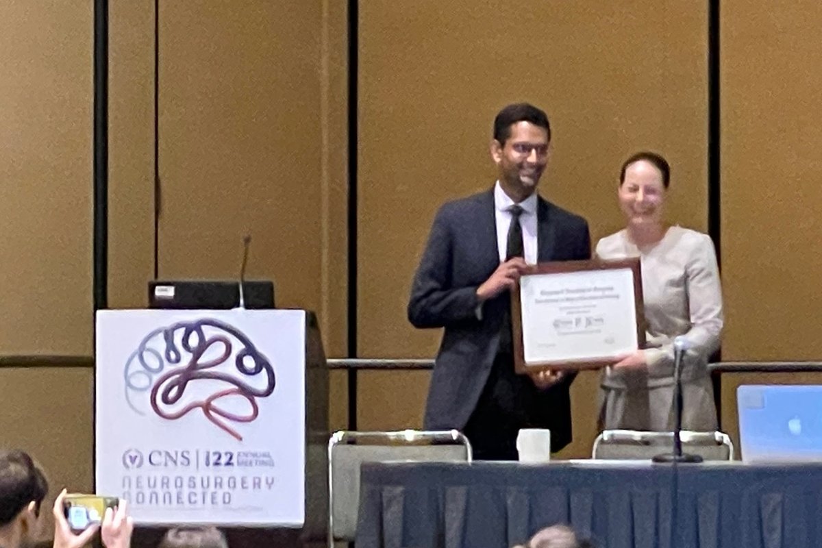 Congrats to <a href="/DukeMedSchool/">Duke University School of Medicine</a>  student Vishal Venkatraman for presenting the  Best Abstract in Medical Education and Training <a href="/CNS_Update/">CNS</a>.
#SurgicalAutonomy <a href="/duke_nsig/">Duke SOM Neurosurgery Interest Group</a>  #DukeAtCNS #MedEd #2022CNS <a href="/UncleHarveyNSG/">Uncle Harvey</a> <a href="/GeraldGrantMD1/">Gerald A Grant MD</a> <a href="/LadNeurosurgery/">Dr. Nandan Lad</a>