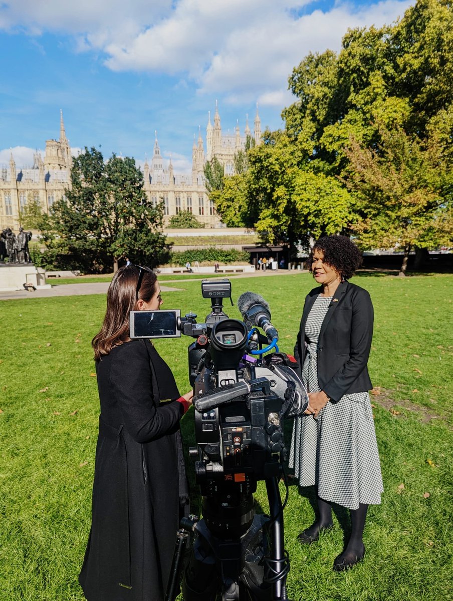 ChiOnwurah's tweet photo. I've just spoken to @bbcnewcastle ahead of bringing my Bill on bowel disease to @UKParliament this afternoon.

My Bill will force Govt to address the hidden epidemic of bowel disease in places like #NewcastleCentral &amp; I'll be bringing local people's stories to the Commons.

🗣️🎥 https://t.co/pOdGIq3CZ0