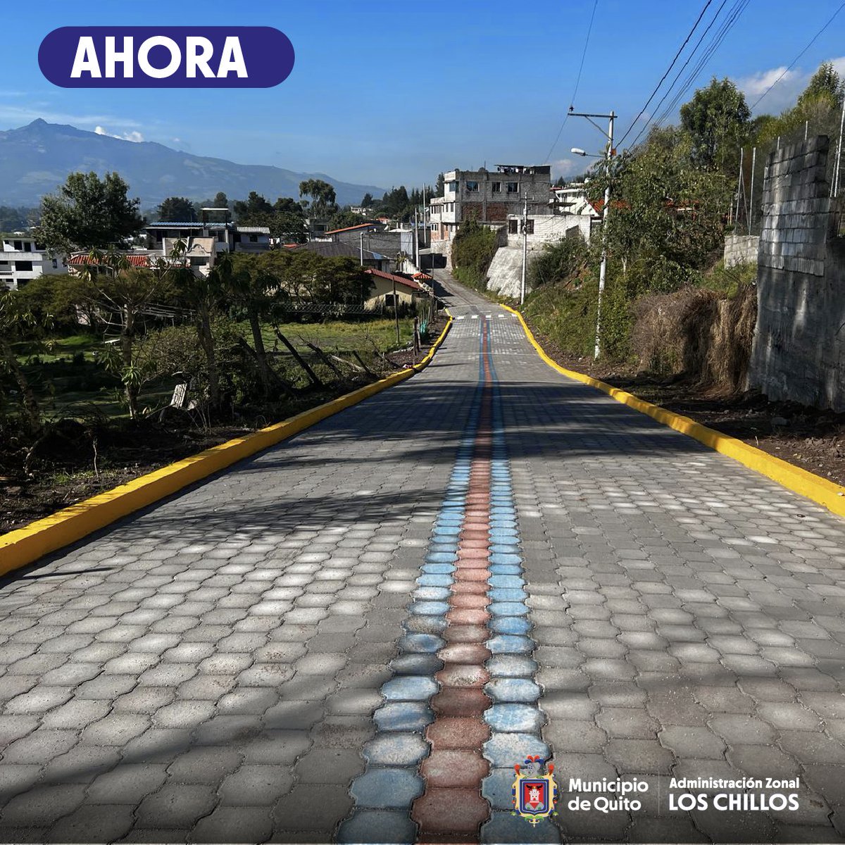 zona_loschillos's tweet photo. Las #ObrasParaQuito se hacen realidad en Conocoto. Finalizamos el adoquinado  y bordillos de la calle Remigio Crespo Toral con 260 metro lineales desde el adoquinado existente en el  barrio América beneficiando a  600 personas.
@santiguarderas https://t.co/OPuVQKEJkB