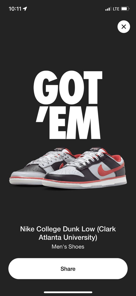 _gio_tz's tweet photo. @SnkrsStock 😫😫 https://t.co/iAdNMMGxbi