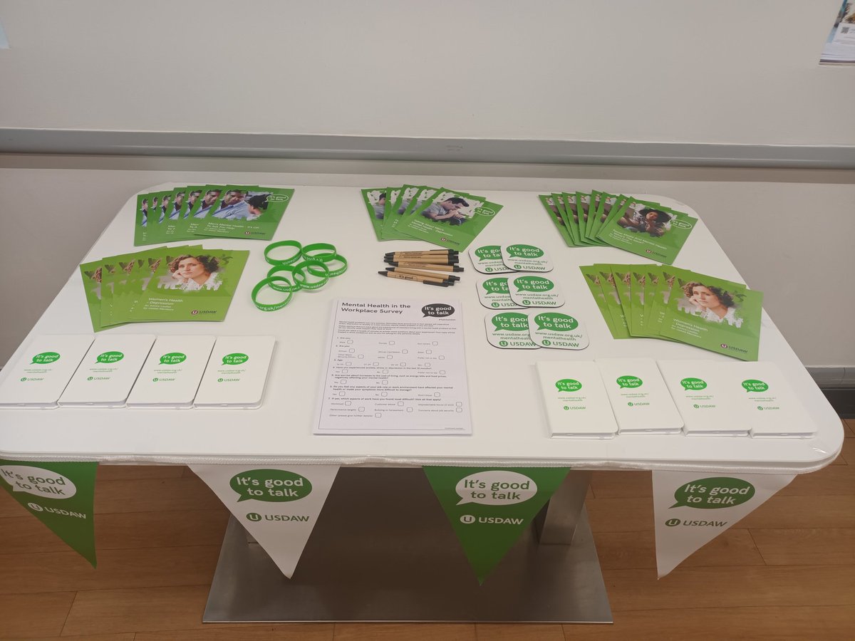 Well done to our Rep Lisa at Rawtenstall Tesco for Championing #ItsGoodToTalk with <a href="/UsdawUnion/">UsdawUnion</a>!

#MentalHealthDay