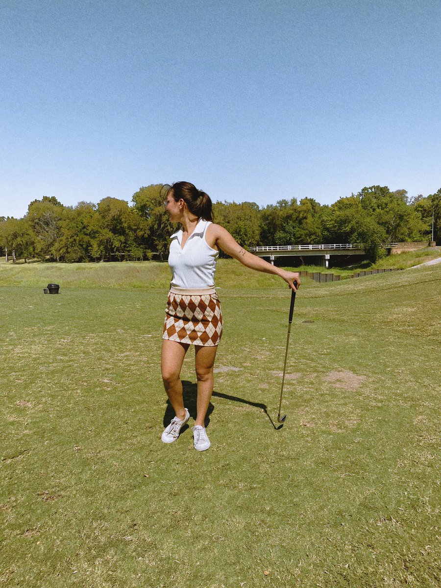 emlopez19's tweet photo. rob dressed me head to toe for the golf course https://t.co/9wSn0WPNSo