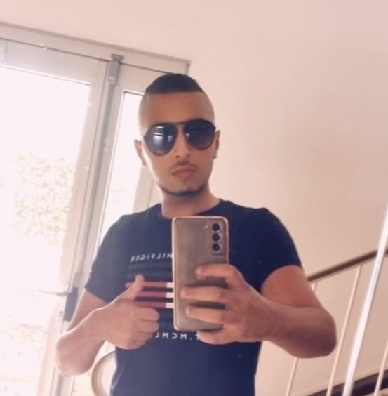 Dz34master1's tweet photo. Wesh les kehba go raker en DM🔥🖕#alphacock #cashfag #humanATM #domination #fagtax #humiliation  #FinDom #Cashmaster #Paypig #Cashfag #Cashfag  #Cashsub #Fagtax #Alphadom #Cashslave 
#FinD0m #Cashpig #footfetish #feetmaster #paypigs https://t.co/NvNLSrWYUv