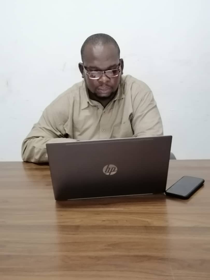 #ANSSI_GUINEE : Réunion de Direction présidée par Mr Ibrahima Kalil Keira, Directeur Général Adjoint. 
Les points suivants étaient à l'ordre du jour :
☑️Informations Générales 
☑️ Revue des recommandations de la réunion du 05 Octobre 2022
☑️ Budget ANSSI 2023...

#Guinee #Kibaro
