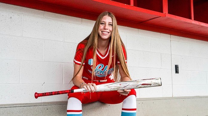 karlysmith26's tweet photo. I am extremely humbled and blessed to announce that I am now committed to play D1 softball at The University of New Mexico! A HUGE thank you to my amazing family and everyone who has helped me get here. So thankful for this opportunity. @UNMLoboSB @BTelesco_11 @marisa_stank https://t.co/L6V9g8PAdZ