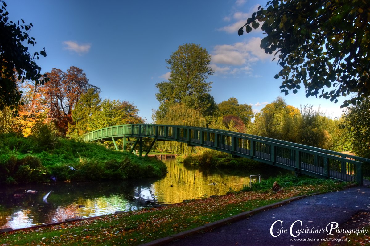 colcas57's tweet photo. Got out for a nice walk in the autumn sun yesterday afternoon at Beddington Park , Wallington, Surrey (10-10-2022)
Nice to see the start of the autumn colours.

2 of 2 https://t.co/Um7nc2dyqv