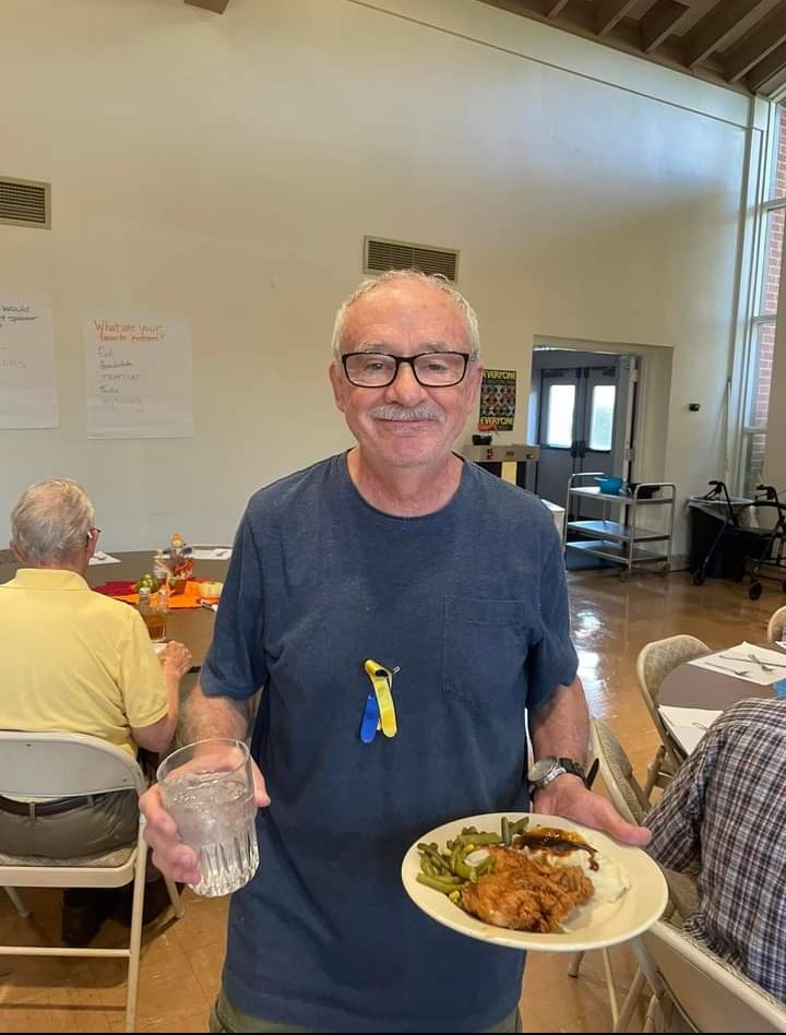 pcusabingewatch's tweet photo. Green Acres Presbyterian #Portsmouth #Virginia
Wednesday nights are back in September 2022. Fellowship team serves up Fried Chicken and Ice Cream for the first night.
#Southernfoodheritageday
#Presbyterian #pcusa @SynAtlantic #FriedChicken #Fellowship #sweetea #southernfood https://t.co/gIqUjQkrvt
