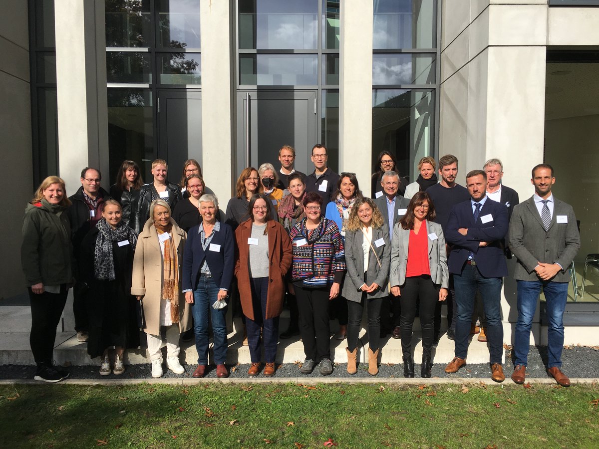 improve_heu's tweet photo. Back and new: #improdova’s #EUfunded follow up project IMPROVE starts today with a kick-off meeting @UK_Muenster. Here’s the team :-)
@EUHomeAffairs @EUScience&Innovation #H2020 #domesticviolence #SecurityUnion @REA_research https://t.co/Y6ZUaYS62R
