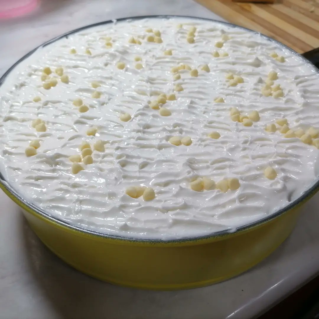 MaliSlatkis2's tweet photo. Ananas torta

Yt link :
https://t.co/M1NkNoEJbz

#kitchen #mojakuhinja #food #konyha #kuhinja #hrana #slatkis #edeseg #torta #ananas #piskota #brzatorta #brzirecept https://t.co/8udQXEMXMG