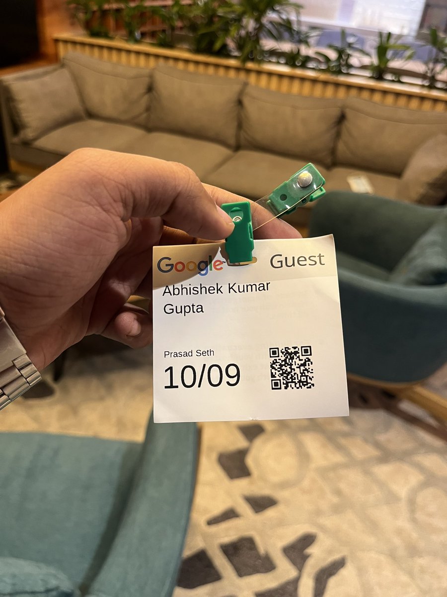 Abhishek_Apk's tweet image. A normal day in @Google office, Bengaluru. @flutterconfin